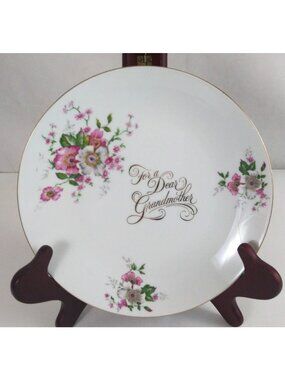 Saji Fine China For A Dear Grandmother Floral 8.5" Decorative Plate Japan